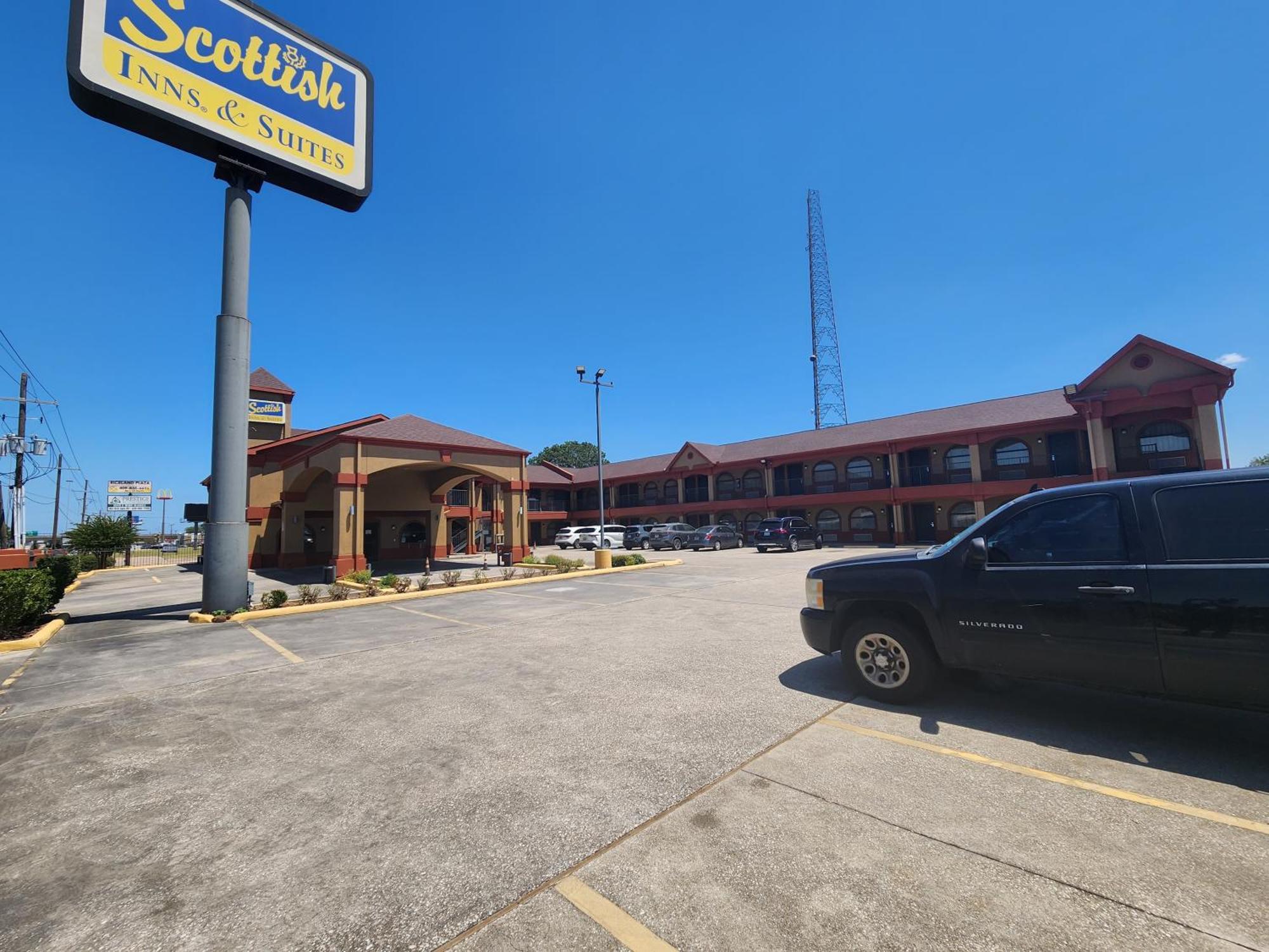 Scottish Inn And Suites Beaumont Esterno foto